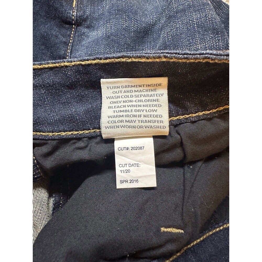 Torrid Denim Bermuda Shorts Women's Plus Size 20 Dark Wash Stretch Blue - Picture 6 of 8